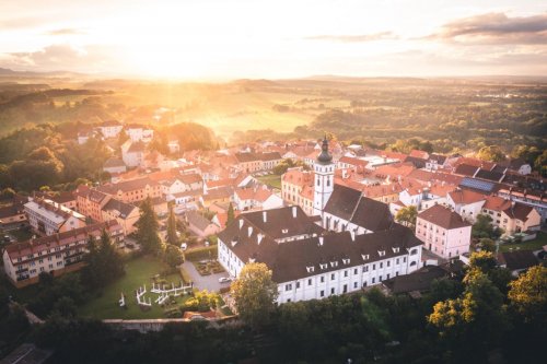 Klášter Božího Milosrdenství Nové Hrady