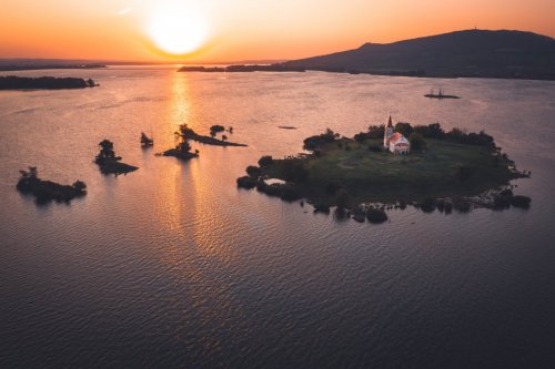 Kostel sv. Linharta na Věstonické nádrži